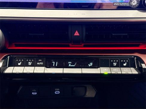 New 2024 Toyota Prius Prime Premium image 14