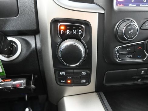 Used 2018 RAM 1500 Big Horn AWD/4WD image 32