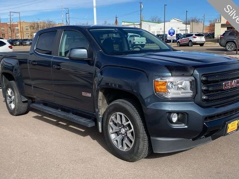 Used 2019 GMC Canyon All Terrain w/ Trailering Package AWD/4WD image 3