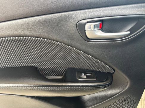 Used 2015 Dodge Dart SXT image 6