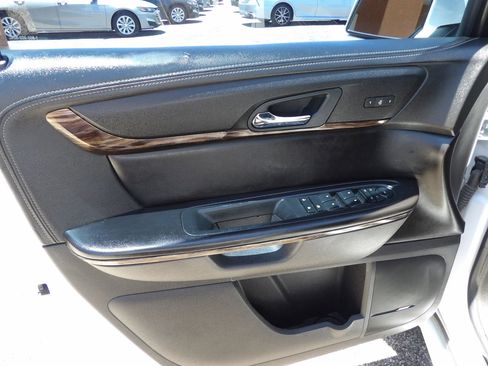 Used 2016 GMC Acadia Denali FWD image 9