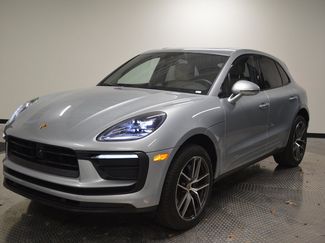 Certified 2025 Porsche Macan video 1