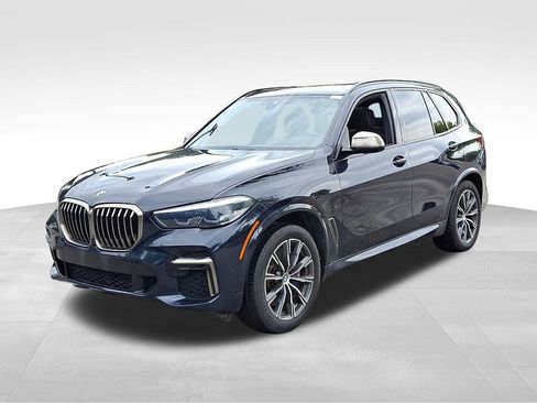 Used 2023 BMW X5 M50i w/ Climate Comfort Package image 3