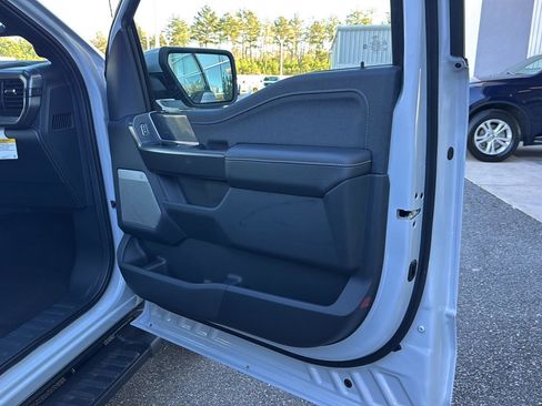 New 2025 Ford F150 Lariat w/ Equipment Group 501A Mid image 17