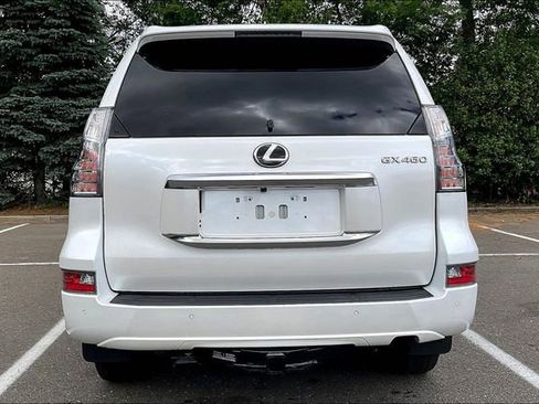 Used 2023 Lexus GX 460 Premium w/ Premium Package AWD/4WD image 5