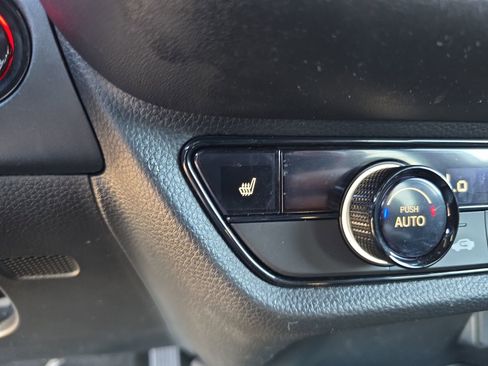 Used 2023 Honda HR-V Sport image 18