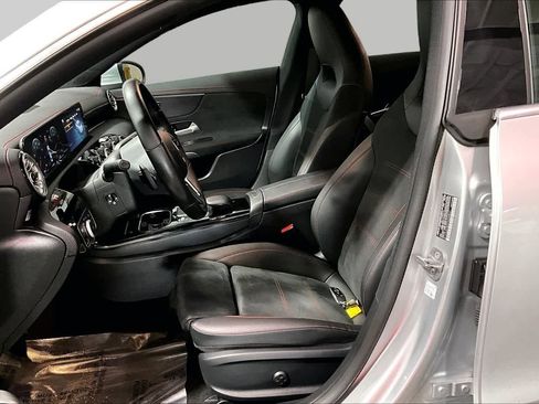 Certified 2023 Mercedes-Benz CLA 250 4MATIC image 9