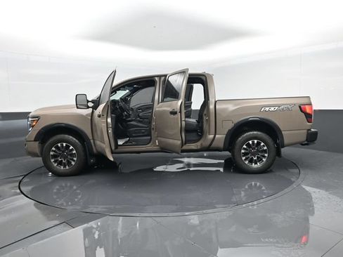Used 2023 Nissan Titan PRO-4X w/ Pro-4x Convenience Package AWD/4WD image 33