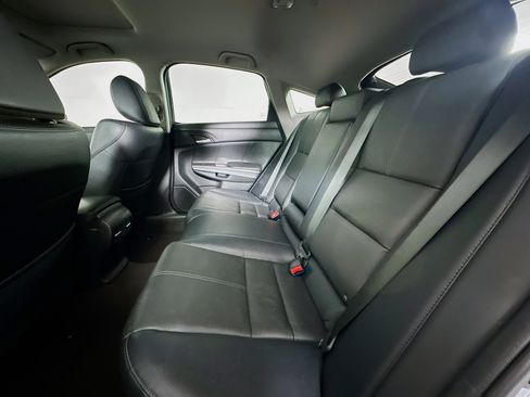 Used 2014 Honda Crosstour EX-L image 28