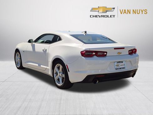 Used 2020 Chevrolet Camaro LT RWD image 7