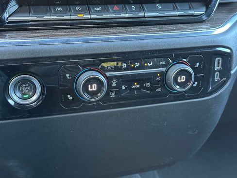 Used 2024 Chevrolet Silverado 1500 RST w/ Z71 Off-Road Package image 32