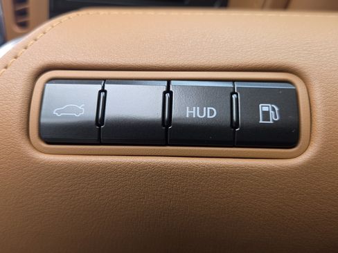Used 2022 Lexus LC 500 Convertible w/ Touring Package RWD image 34