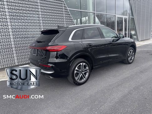 Used 2025 Audi Q5 Premium w/ Convenience Package image 12