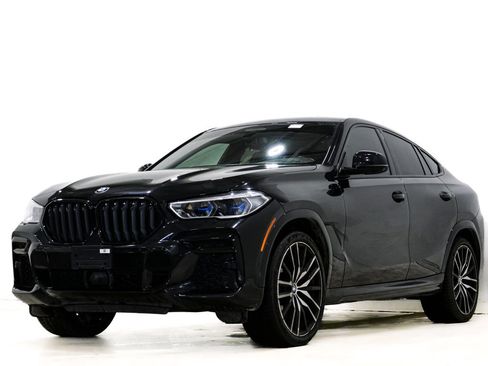 Used 2022 BMW X6 M50i w/ Executive Package image 3