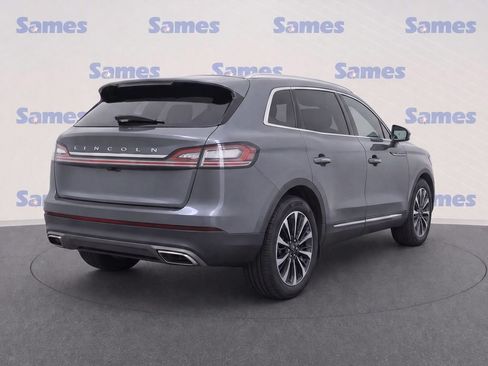 Used 2023 Lincoln Nautilus FWD w/ Premium Package image 3