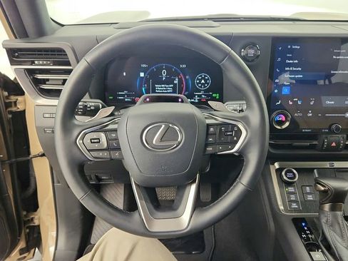 Used 2024 Lexus GX 550 image 26