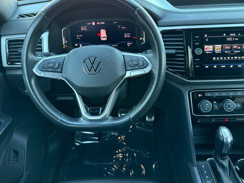 Used 2021 Volkswagen Atlas Cross Sport SEL R-Line image 15