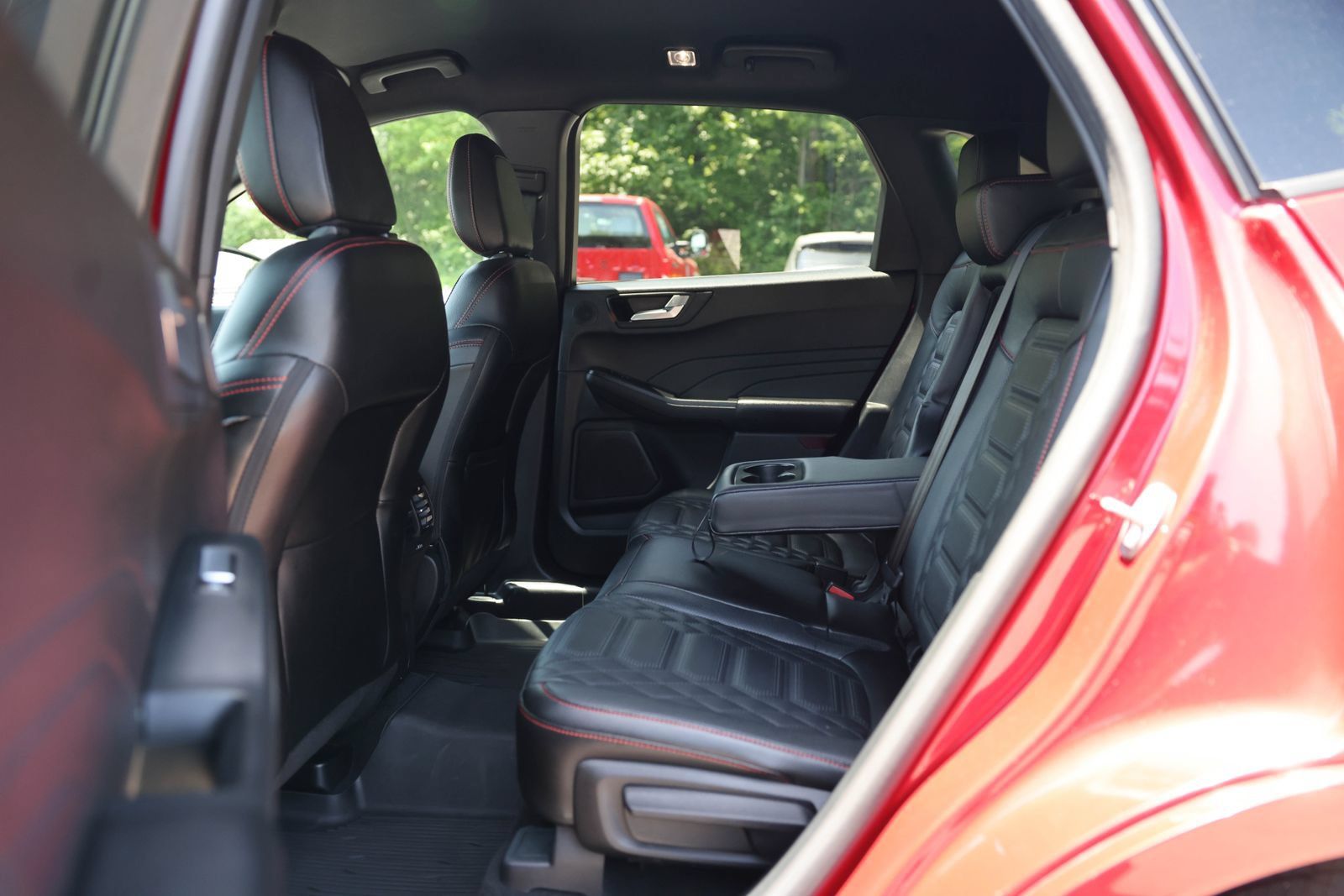 Certified 2023 Ford Escape ST-Line Elite w/ Premium Technology Package AWD/4WD image 16