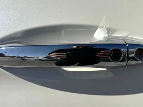 Used 2019 Honda Pilot Touring image 11