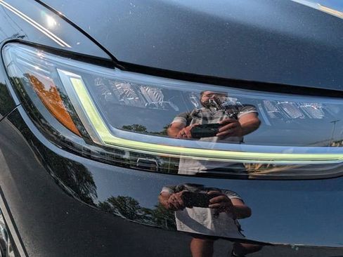 New 2026 Honda HR-V EX-L image 4