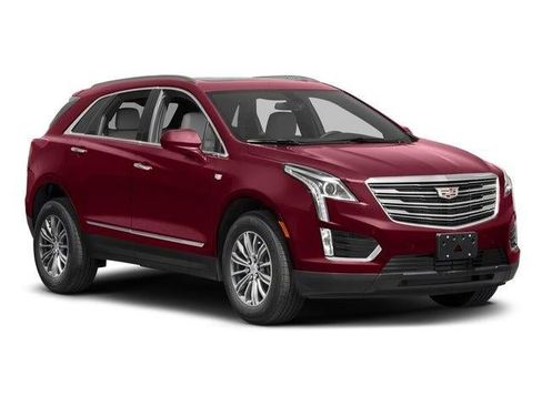 Used 2017 Cadillac XT5 Luxury w/ Driver Awareness Package FWD image 6