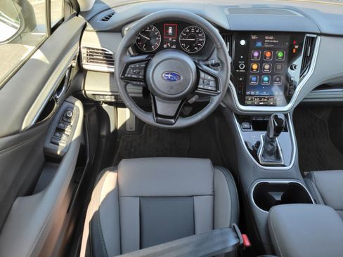 Used 2025 Subaru Outback Onyx Edition image 14