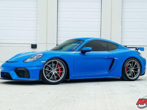 Used 2022 Porsche 718 Cayman GT4 image 42