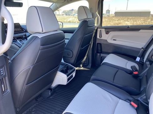 New 2026 Honda Odyssey Elite image 12