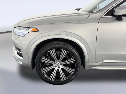 Used 2023 Volvo XC90 B6 Ultimate w/ Protection Package Premier AWD/4WD image 11