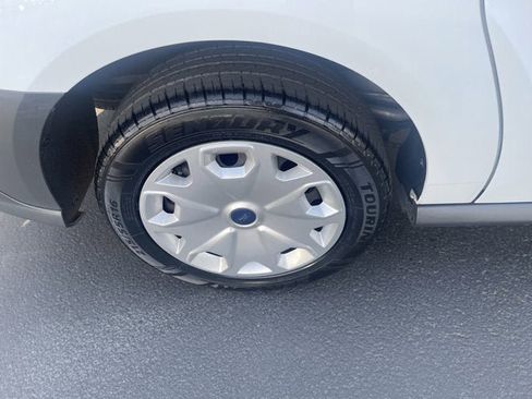 Used 2016 Ford Transit Connect XL image 10