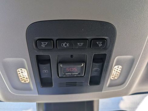 Used 2019 Toyota Camry XSE w/ Driver Assist Package FWD image 17