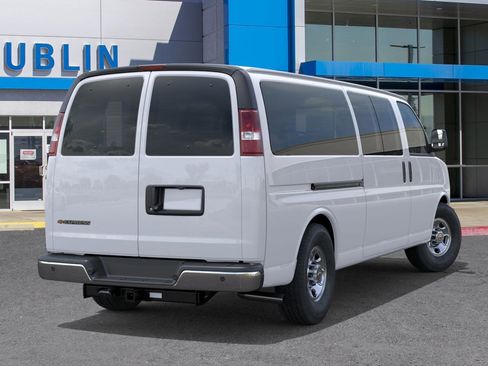 New 2025 Chevrolet Express 3500 LS image 5