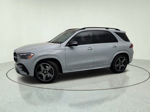 Used 2025 Mercedes-Benz GLE 350 4MATIC w/ AMG Line Exterior image 15