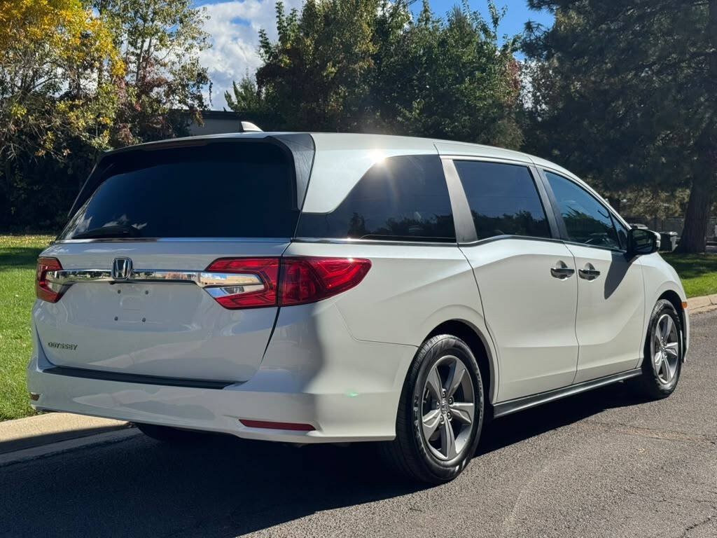 Used 2020 Honda Odyssey EX image 3