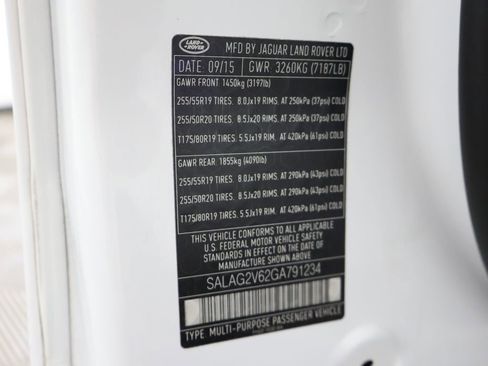 Used 2016 Land Rover LR4 HSE image 63