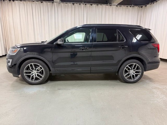 Used 2017 Ford Explorer Sport AWD/4WD image 9