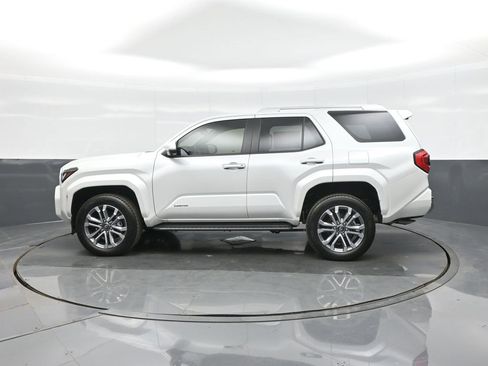 Certified 2025 Toyota 4Runner Limited image 4