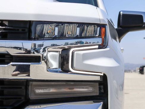 Used 2021 Chevrolet Silverado 1500 LT AWD/4WD image 7