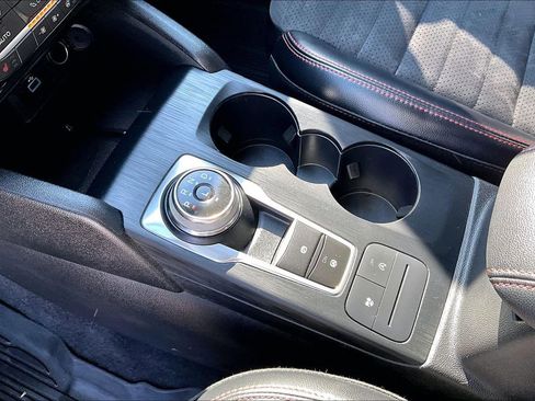 Used 2022 Ford Escape SEL w/ SEL Stealth AWD Package image 16