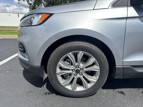 Used 2024 Ford Edge Titanium AWD/4WD image 10