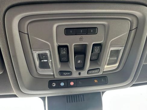 Used 2022 GMC Sierra 1500 Denali w/ Denali Reserve Package AWD/4WD image 15