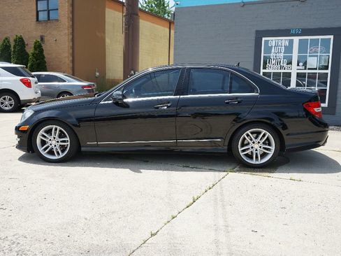 Used 2012 Mercedes-Benz C 300 4MATIC Sedan image 6
