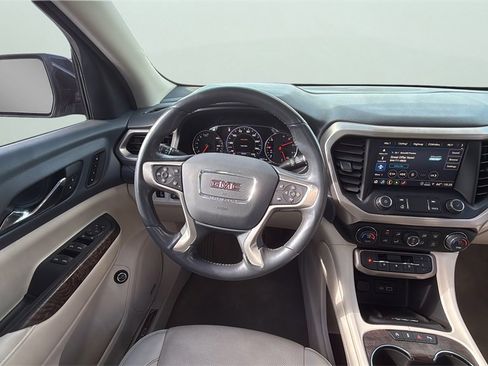 Used 2021 GMC Acadia Denali w/ Denali Technology Package image 16