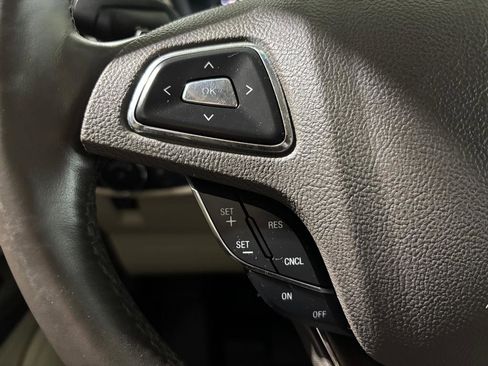 Used 2017 Lincoln MKX Select w/ Select Plus Package image 21