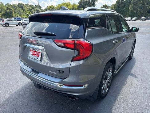 Used 2018 GMC Terrain Denali w/ Advanced Safety Package image 5