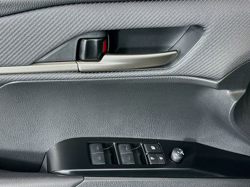 Certified 2026 Toyota Camry SE w/ Convenience Package FWD image 18