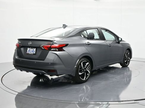 New 2025 Nissan Versa SR w/ Trunk Package FWD image 5