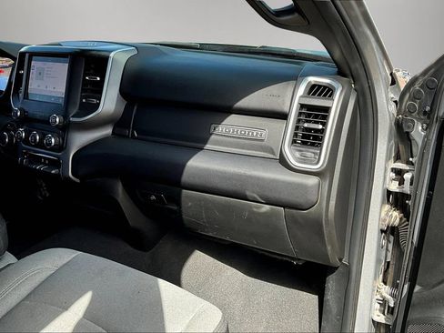 Used 2024 RAM 2500 Big Horn AWD/4WD image 27