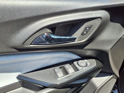 New 2025 Chevrolet Trax LT w/ Driver Confidence Package image 10