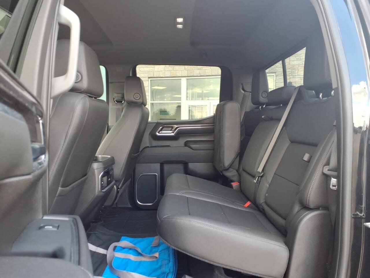 Used 2024 Chevrolet Silverado 1500 LTZ w/ LTZ Convenience Package II AWD/4WD image 9